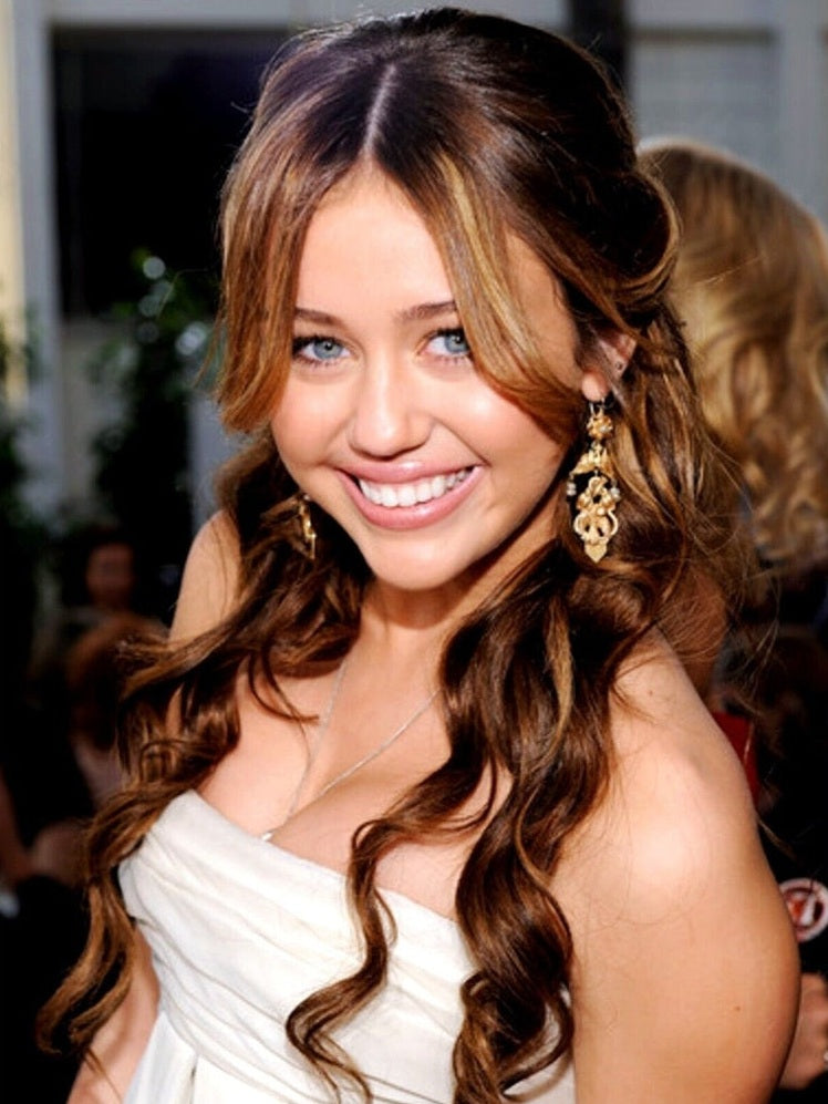 Miley Cyrus 8.5 x 11 Candid Color Photograph Art Print Photo Picture Collectibles:Photographic Images:Photographs Style Your Walls